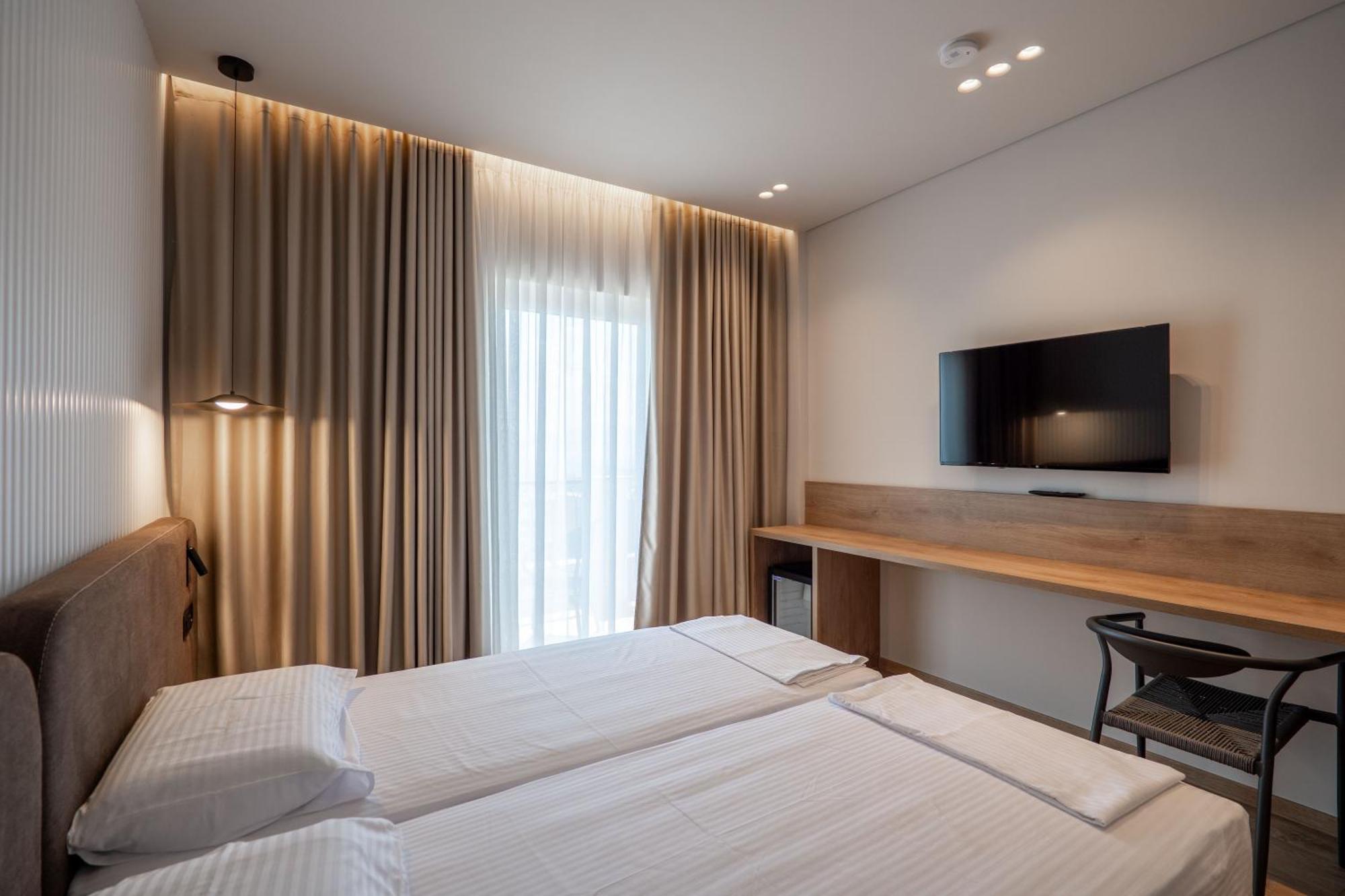 Kamara Rooms Sarandë Exteriör bild