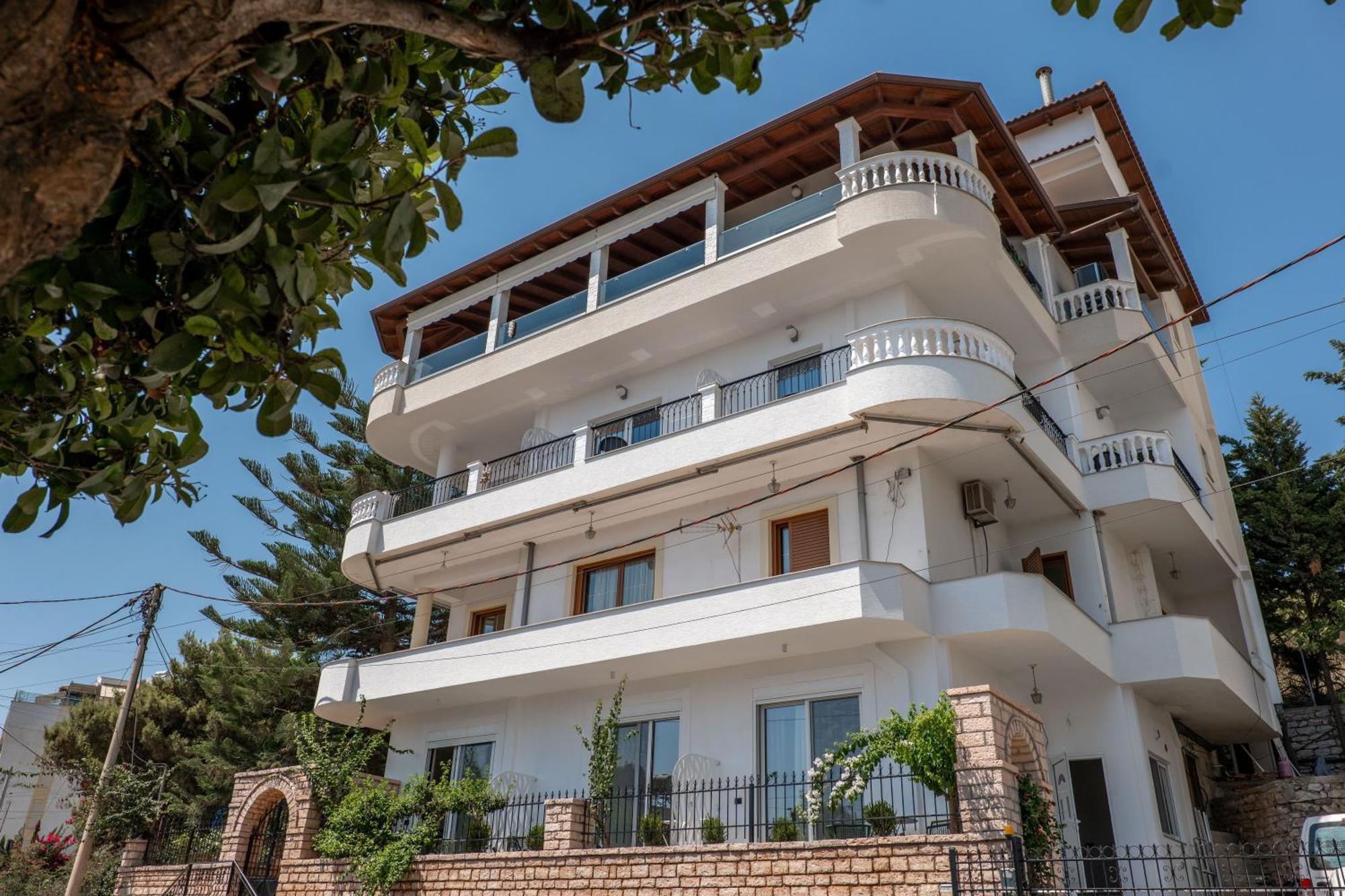 Kamara Rooms Sarandë Exteriör bild