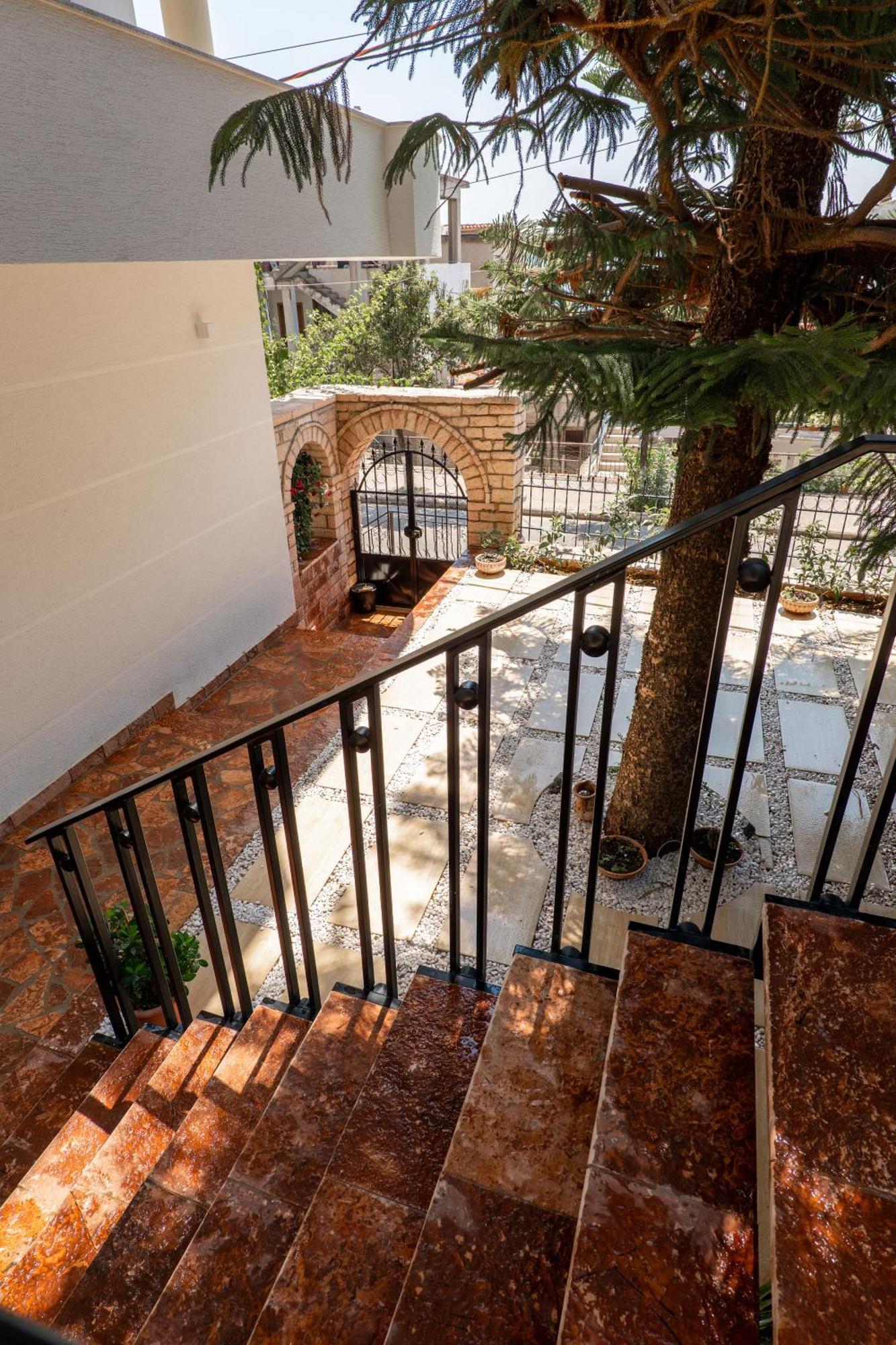 Kamara Rooms Sarandë Exteriör bild