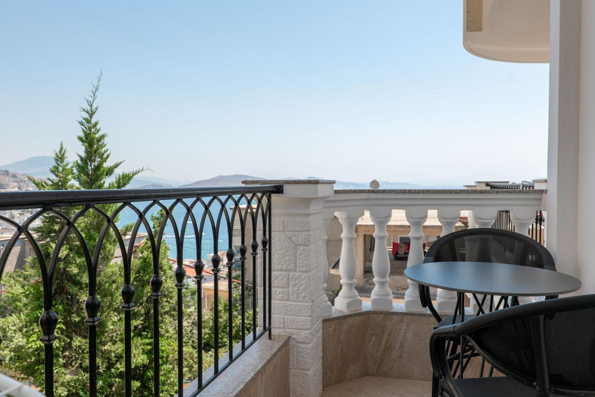 Kamara Rooms Sarandë Exteriör bild