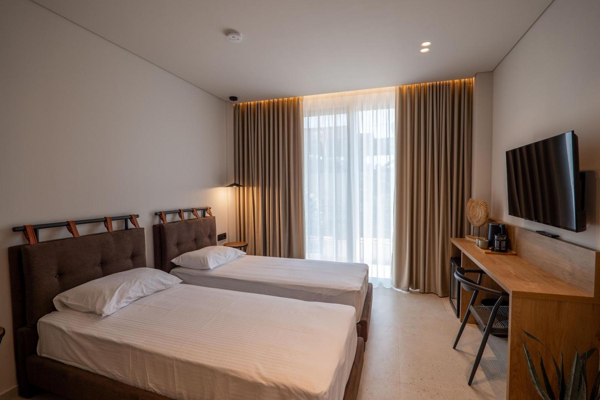 Kamara Rooms Sarandë Exteriör bild